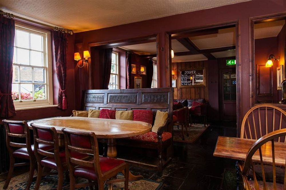 The Swan Hotel Staines-upon-Thames Exterior foto